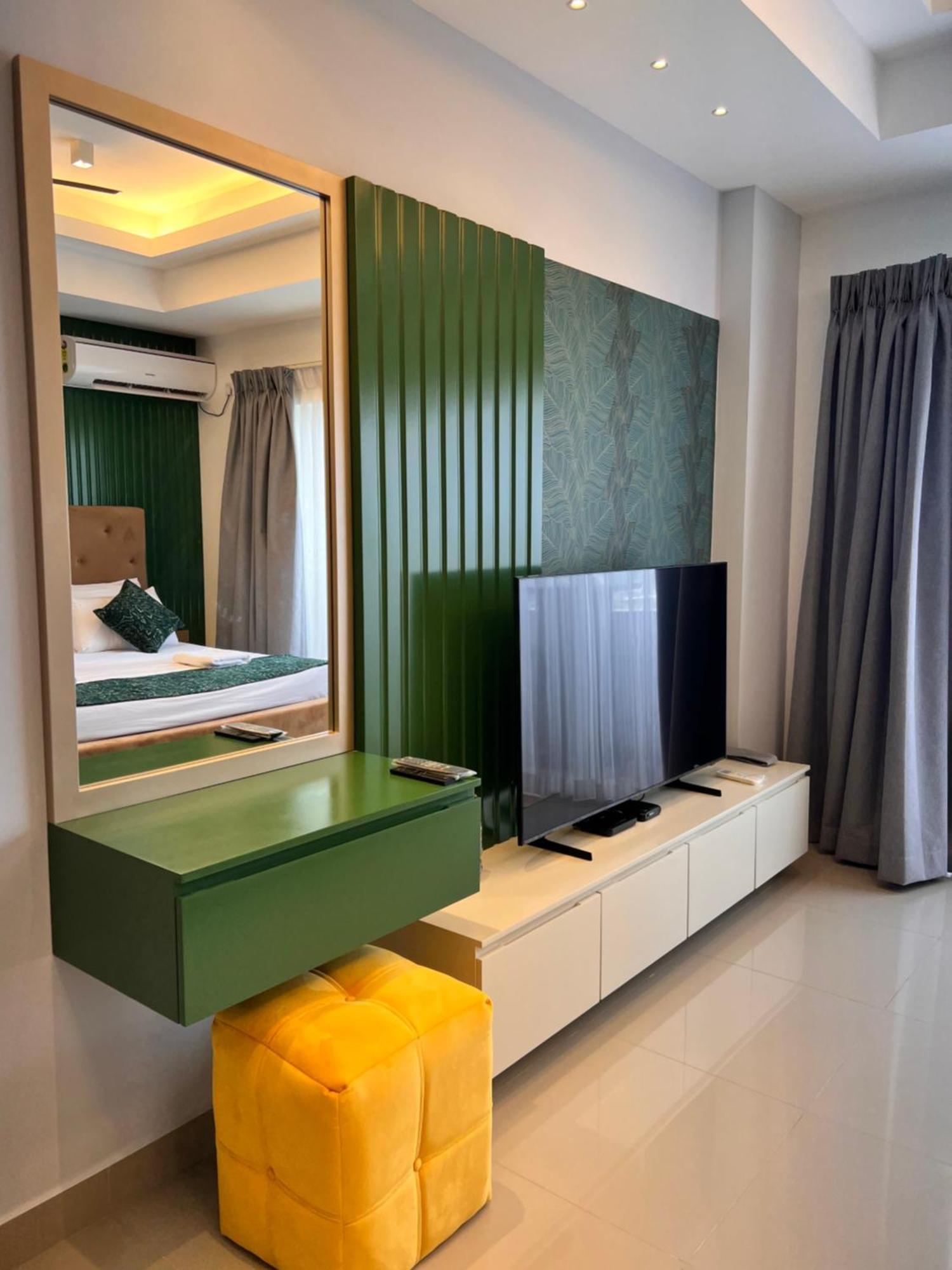 Ocean Breeze Negombo- Tidesend Luxury Beach Apartments Εξωτερικό φωτογραφία