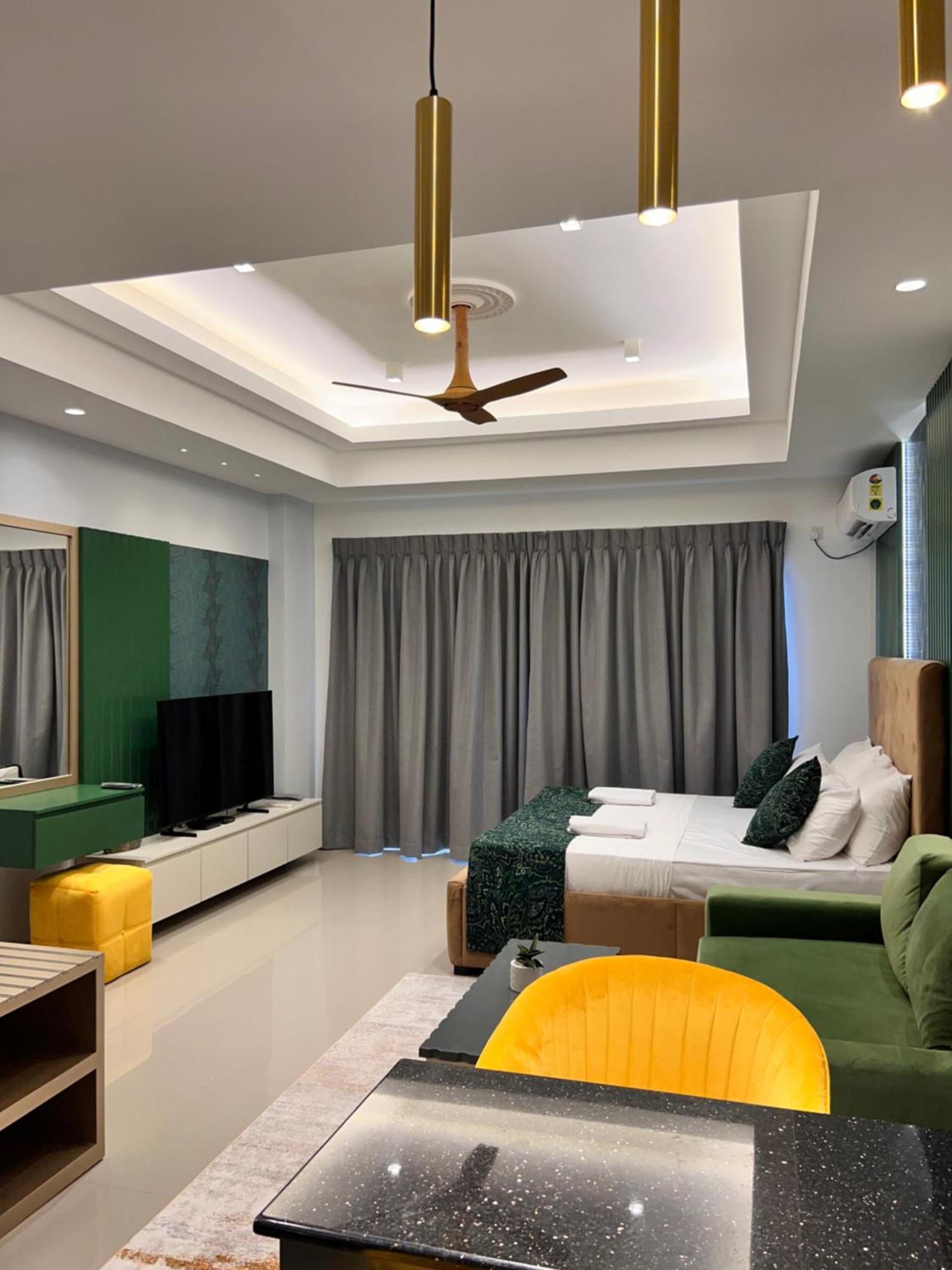 Ocean Breeze Negombo- Tidesend Luxury Beach Apartments Εξωτερικό φωτογραφία