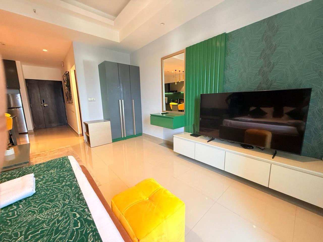 Ocean Breeze Negombo- Tidesend Luxury Beach Apartments Εξωτερικό φωτογραφία