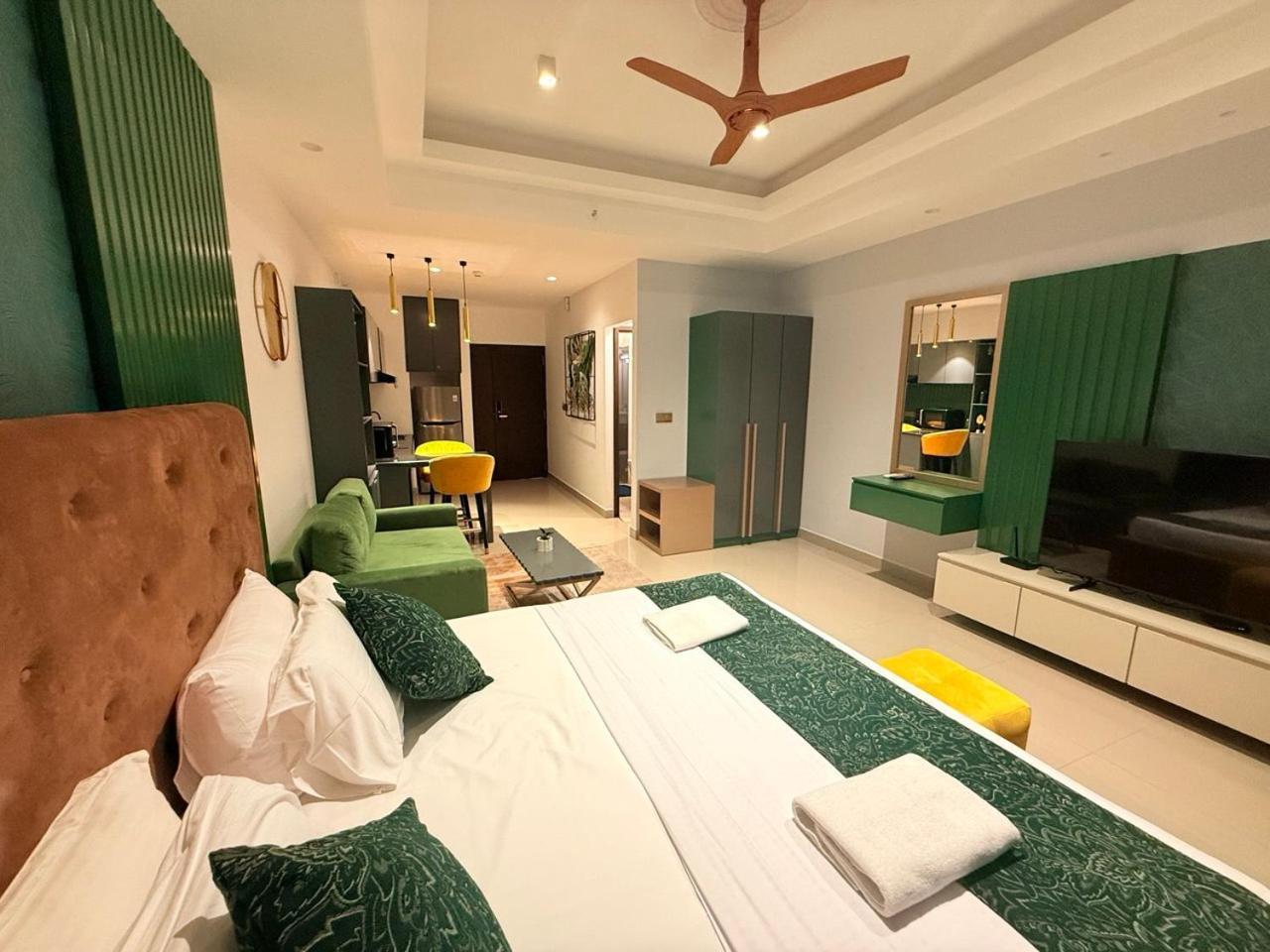 Ocean Breeze Negombo- Tidesend Luxury Beach Apartments Εξωτερικό φωτογραφία